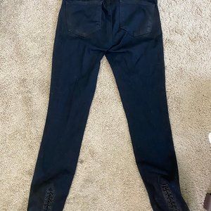 JBranduarte Lace Front and Ankles Jeans